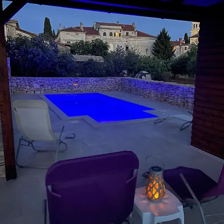 Vila Casa Antonio Et Celine